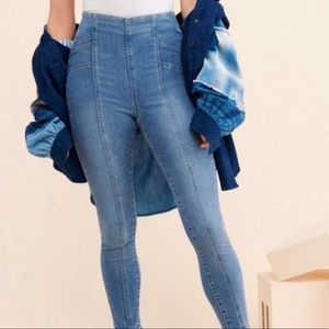 NWT Free People Riptide Light Wash Skinny Jeans